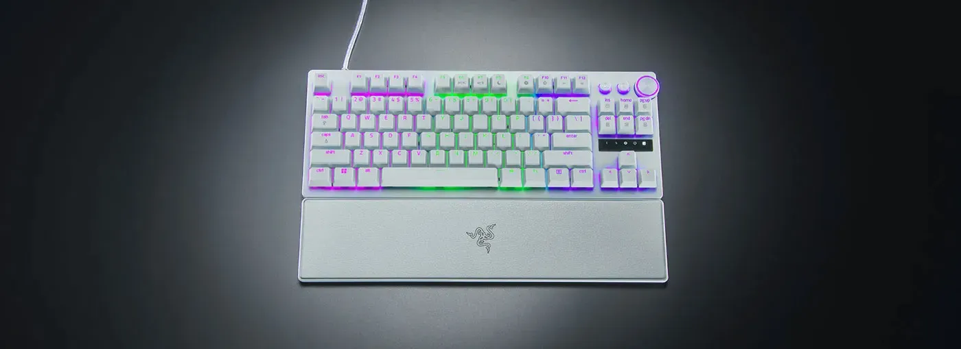 Magnetic firm leatherette wrist rest attached to the keyboard for ergonomic support