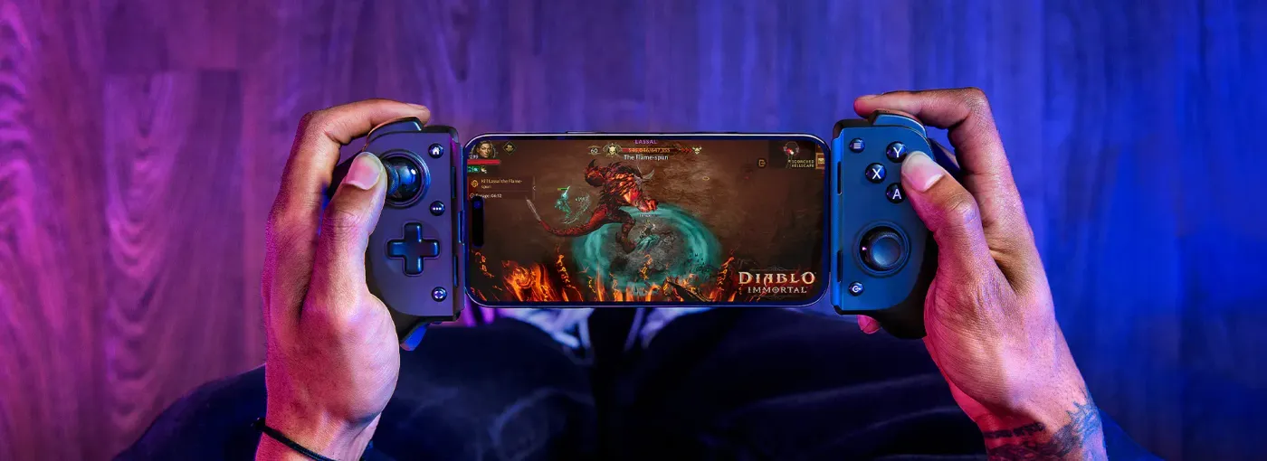 Razer Kishi V3 thumbstick detail showing the stick housing