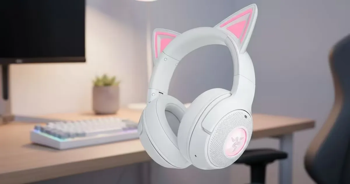 Razer Kraken Kitty V2 White Bluetooth Headset — 40mm, 40-hr