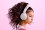 razer-kraken-kitty-v3-x-wired-headset-white-1500px-tu3-0003.avif