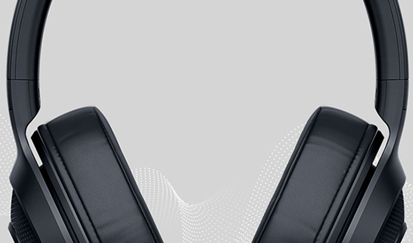 Razer Kraken X Lite Gaming Headset displaying 7.1 surround sound capabilities