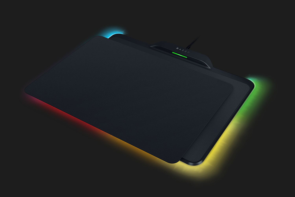 Razer Mamba HyperFlux & Razer Firefly HyperFlux Bundle - Best Deal