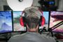 razer-pewdiepie-kraken-pro-v2-analog-esports-gaming-headset-1000px-v1-0009.jpg