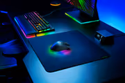 razer-pro-click-v2-right-handed-wireless-mouse-1500px-tu3-0005.avif