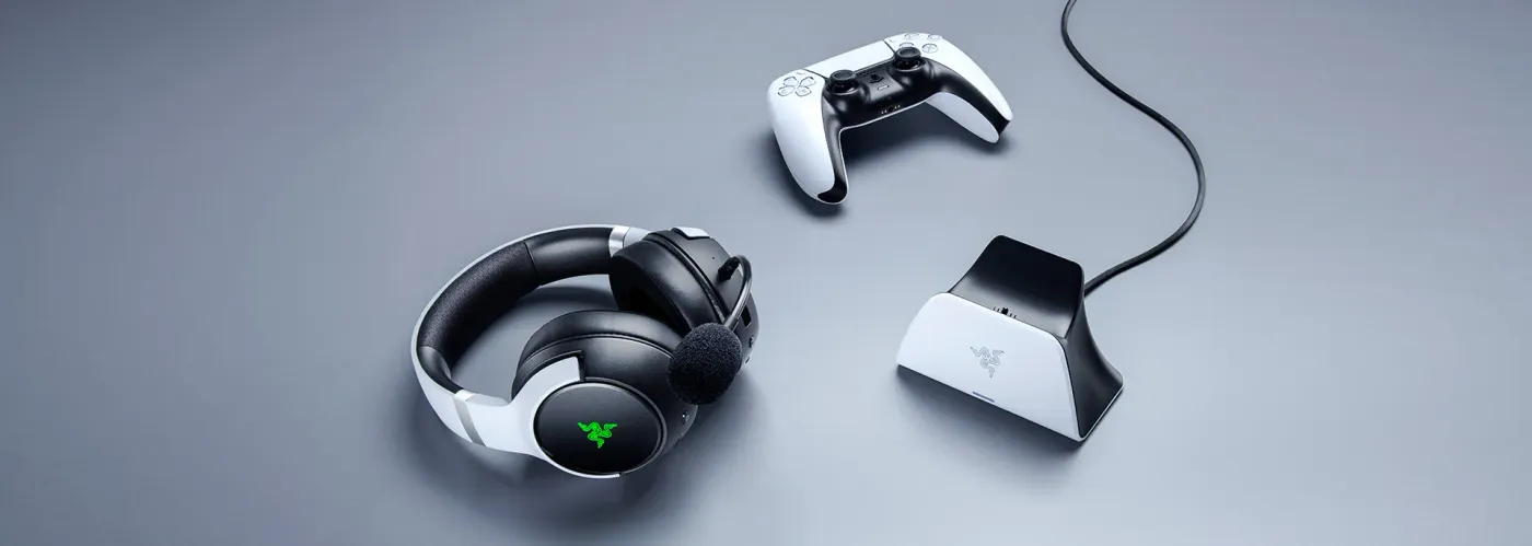 Razer Quick Charging Stand showing rapid charging capability