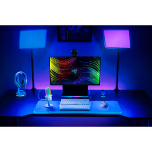 Razer Seiren V3 Chroma 24-bit USB Microphone - White - image 3