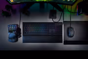 razer-tartarus-v2-chroma-gaming-keypad-1500px-tu2-0004.avif