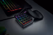 razer-tartarus-v2-chroma-gaming-keypad-1500px-tu2-0005.avif