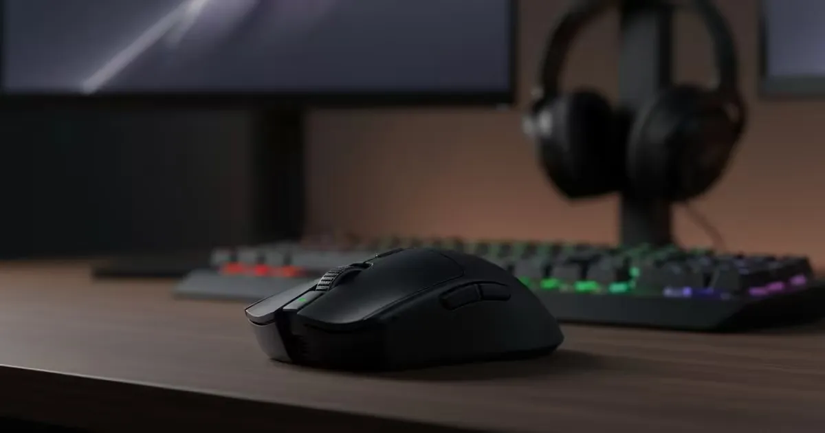 Razer Viper V3 HyperSpeed Wireless Gaming Mouse - 82g, 30K DPI