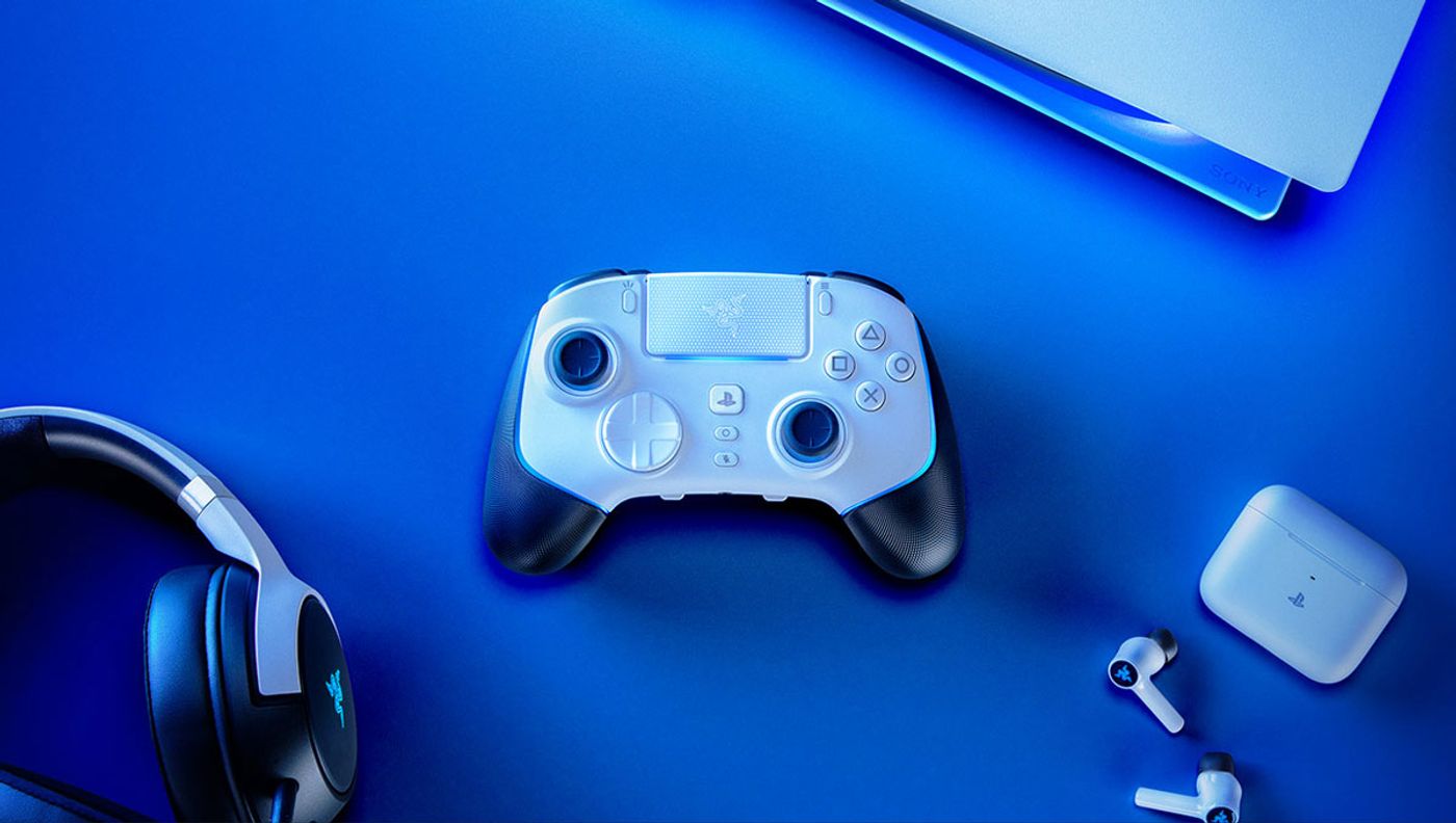 Razer Wolverine V2 Pro controller with its 2.4GHz USB wireless dongle
