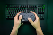 razer-wolverine-web-m0jsuo-2.avif