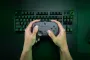razer-wolverine-web-m3yab4-3.webp