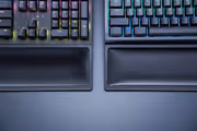 Razer RC21-01470100-R3M1 Cooling Gel Wrist Rest for Full Keyboards - image 13
