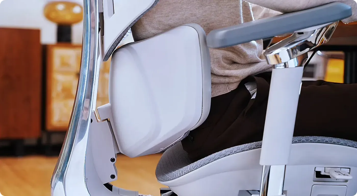 HBADA X7 Smart Ergonomic Chair — Automated Lumbar, Massage | Evetech