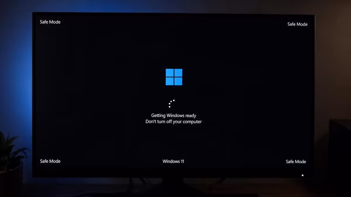 Safe Mode boot screen