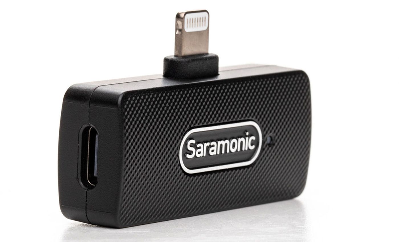 Saramonic Blink 100 dual-channel Lightning receiver mounted on a phone