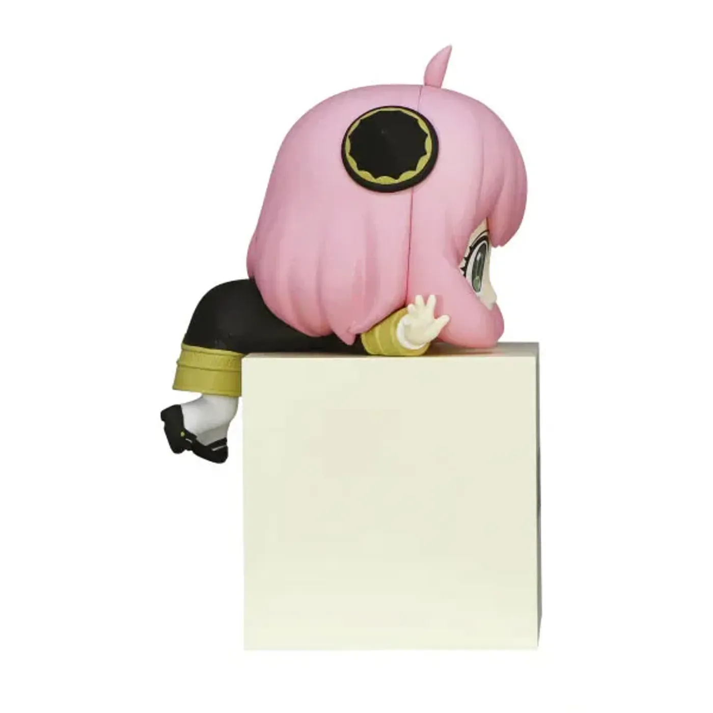 Side view of the Anya Forger Hikkake figure showing her playful pose