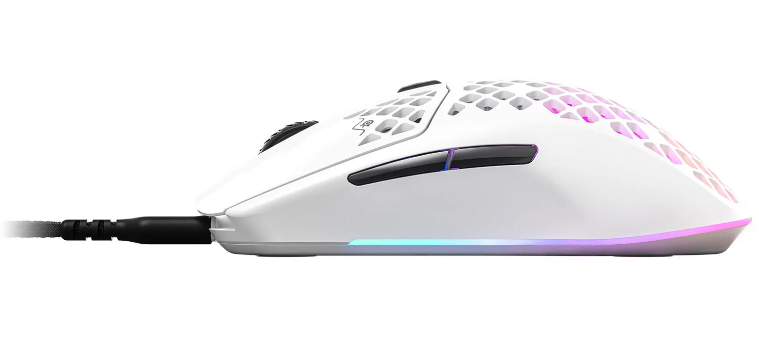 steelseries-aerox-3-gaming-mouse-snow-1500px-gallery-v1-0002.webp