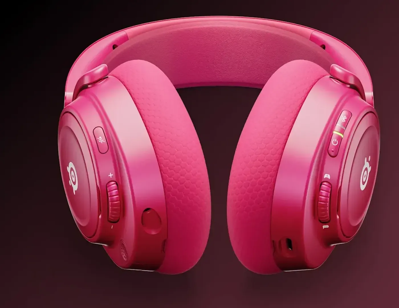 Close-up of the on-ear controls including volume and ChatMix dials.