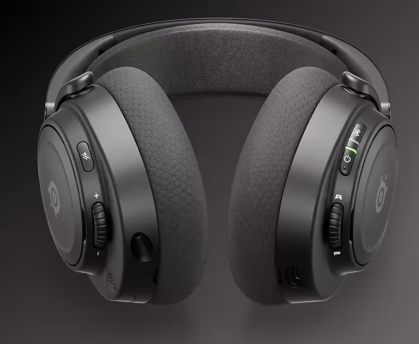 Close-up of the on-ear controls including volume and ChatMix dials.