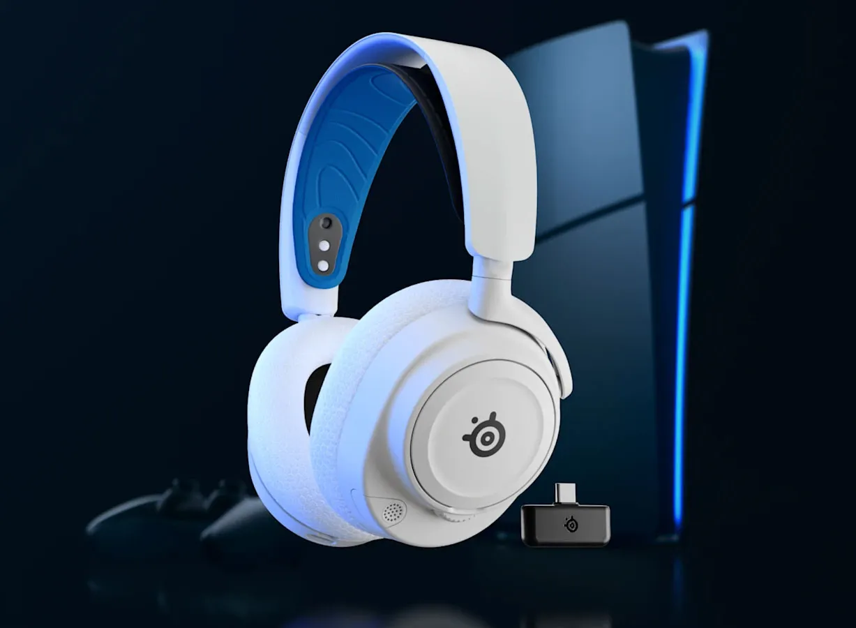 SteelSeries Arctis Nova 7P White Wireless Headset — 2.4GHz +