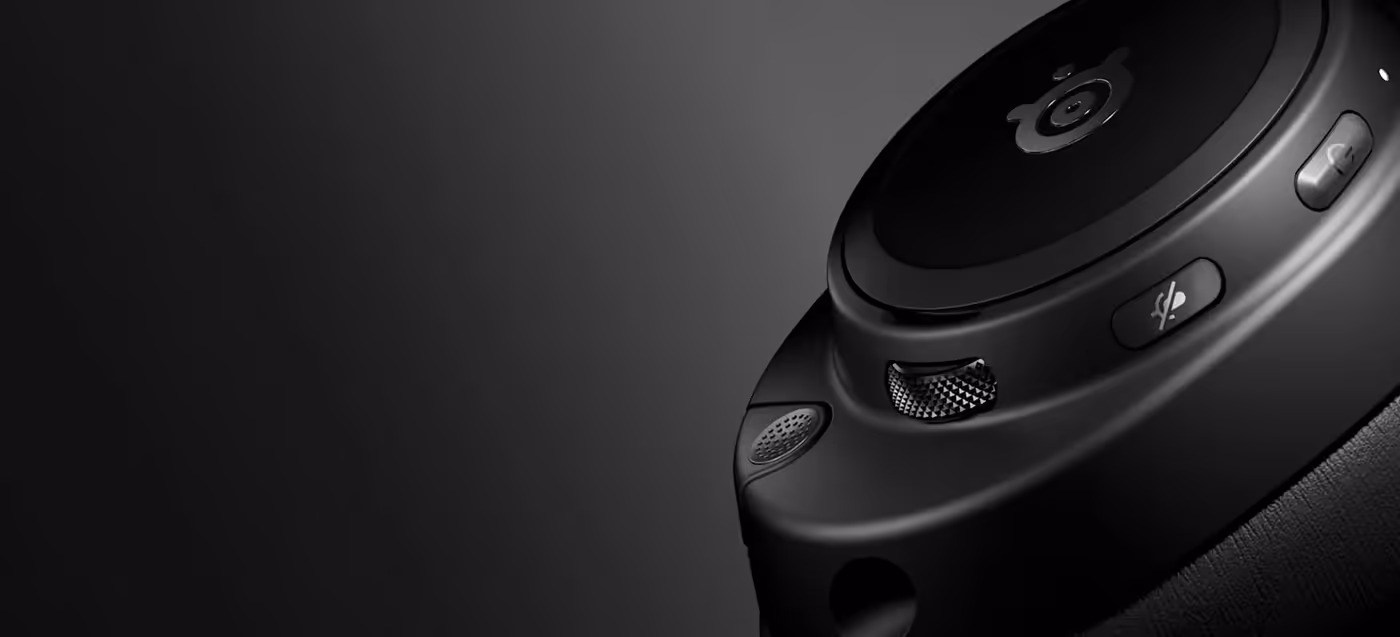 Dual microphone modes on the Arctis Nova Elite, showing both mic options