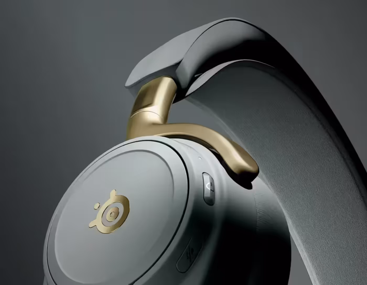 SteelSeries Arctis Nova Elite Wireless cold-rolled steel and aluminum design