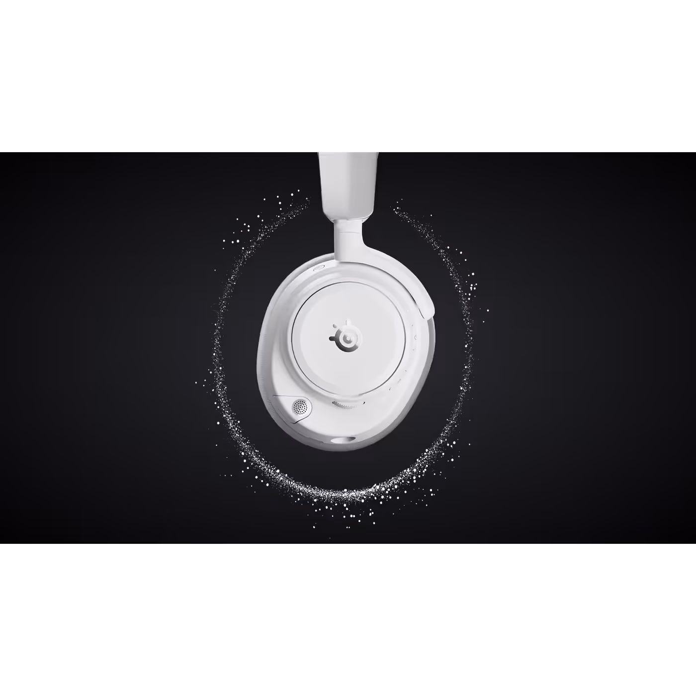 Arctis Nova Pro Omni White earcup with the ANC effect