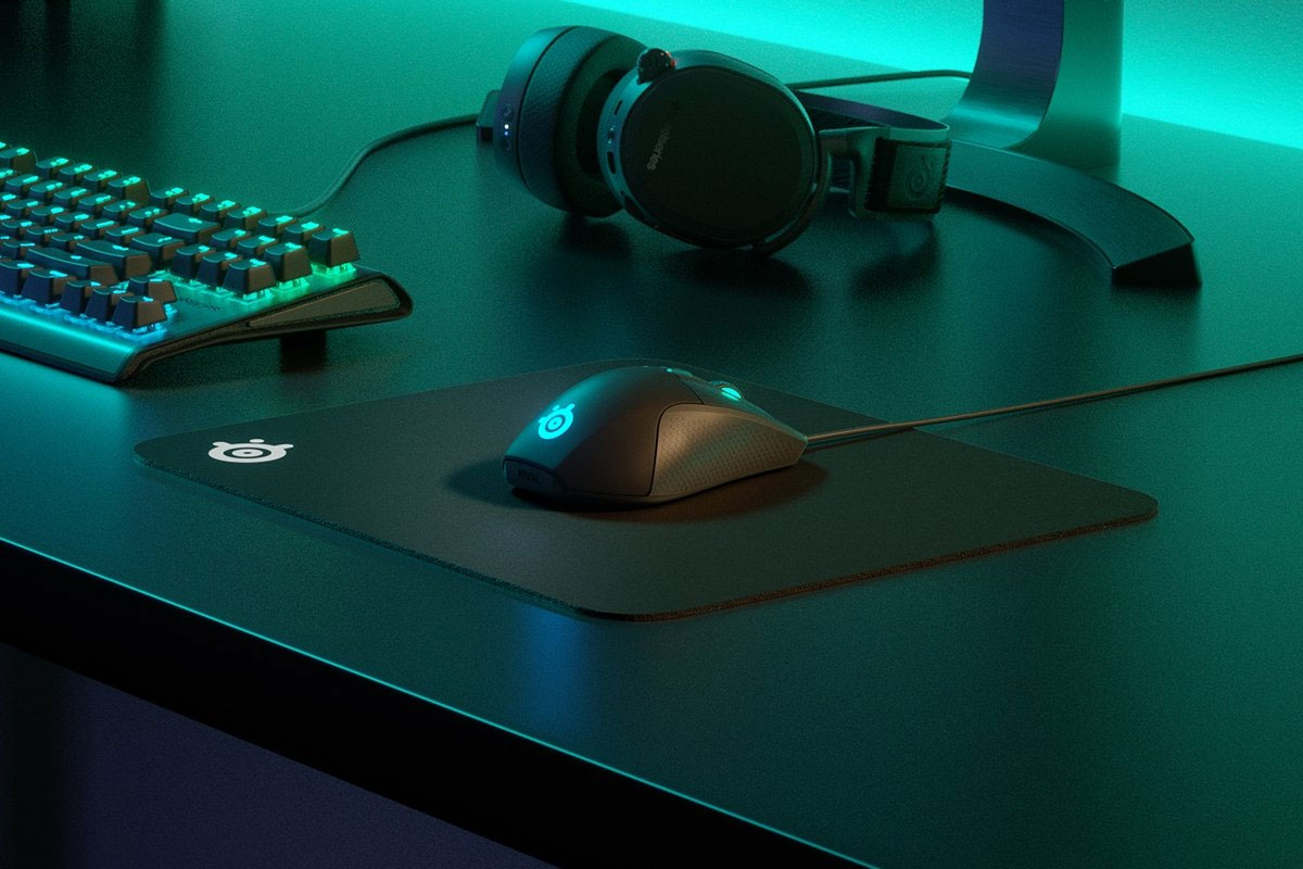 Steelseries QCK Medium Gaming Mouse Pad in Black