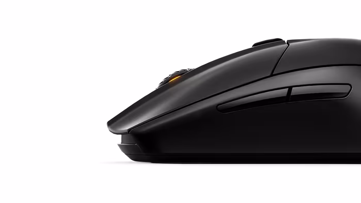 SteelSeries Rival 3 Wireless mouse mid-movement during fast gameplay