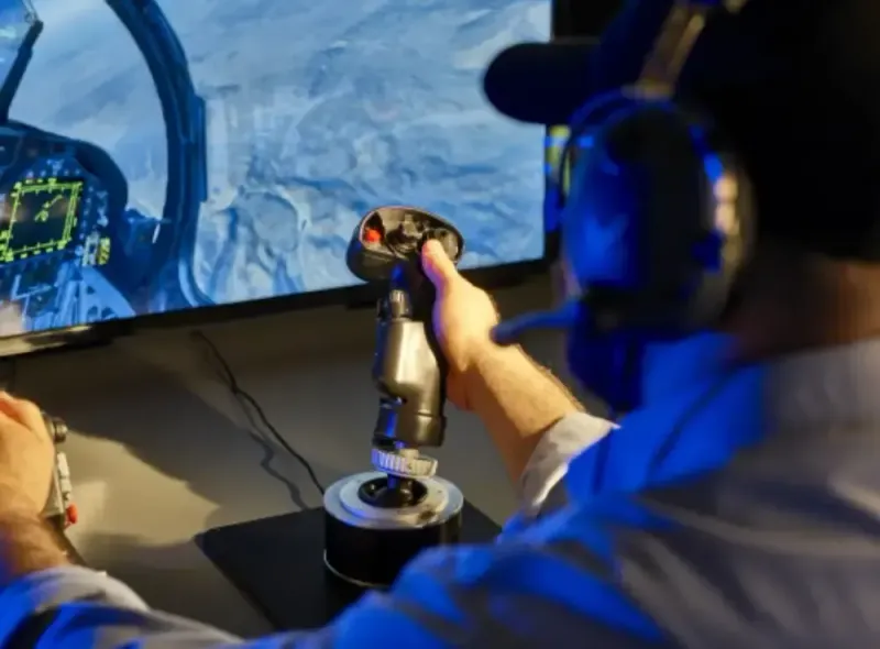 thrustmaster-f-a-18c-hornet-hotas-add-on-grip-1000px-v007.webp thrustmaster-f-a-18c-hornet-hotas-add-on-grip-1000px-v007.webp