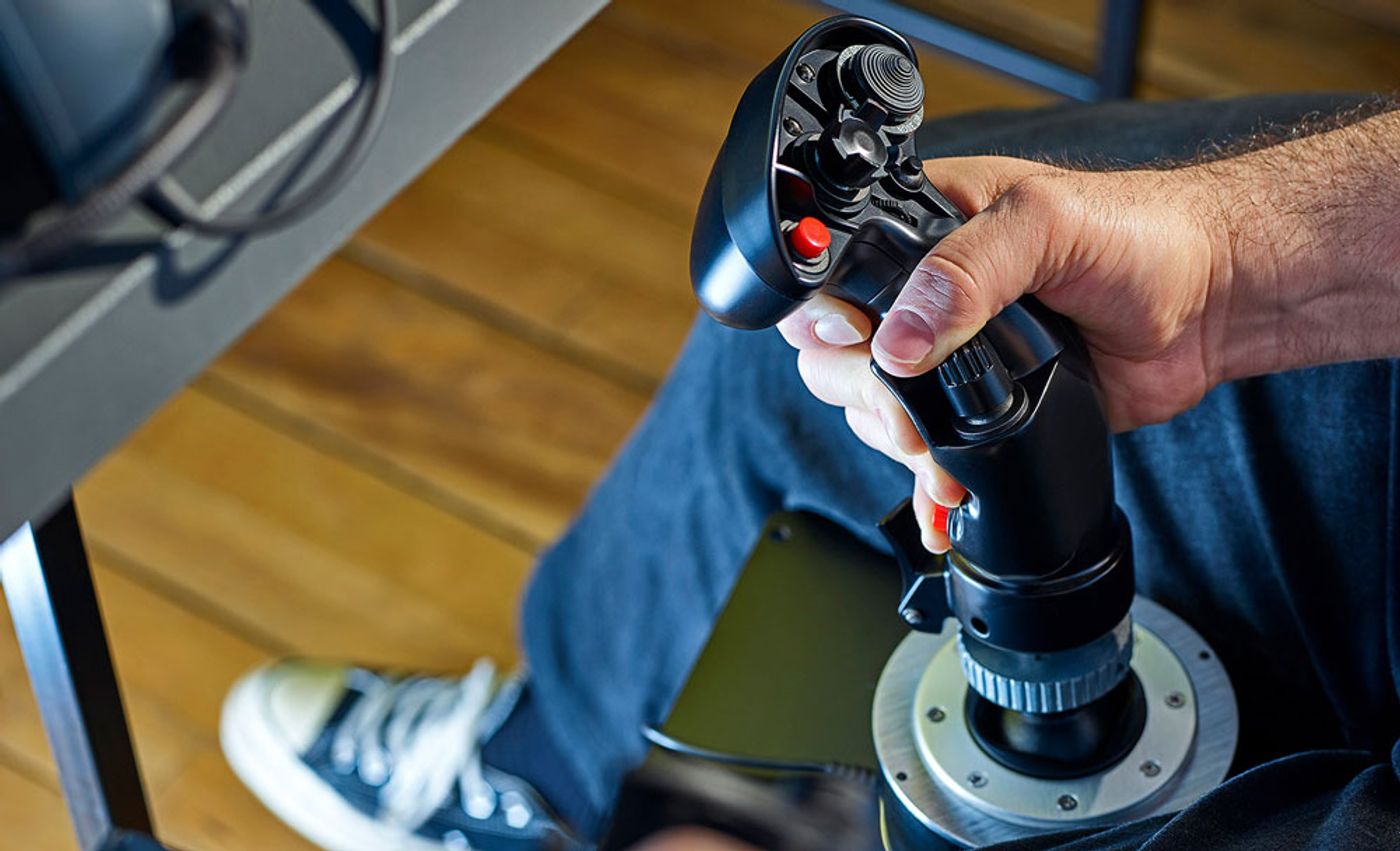 Button layout on the F/A-18C Hornet grip including the two-step trigger