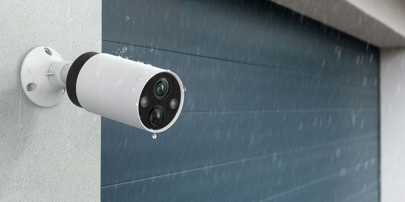 TP-Link Tapo 2K QHD wire-free outdoor security camera mounted on an exterior wall