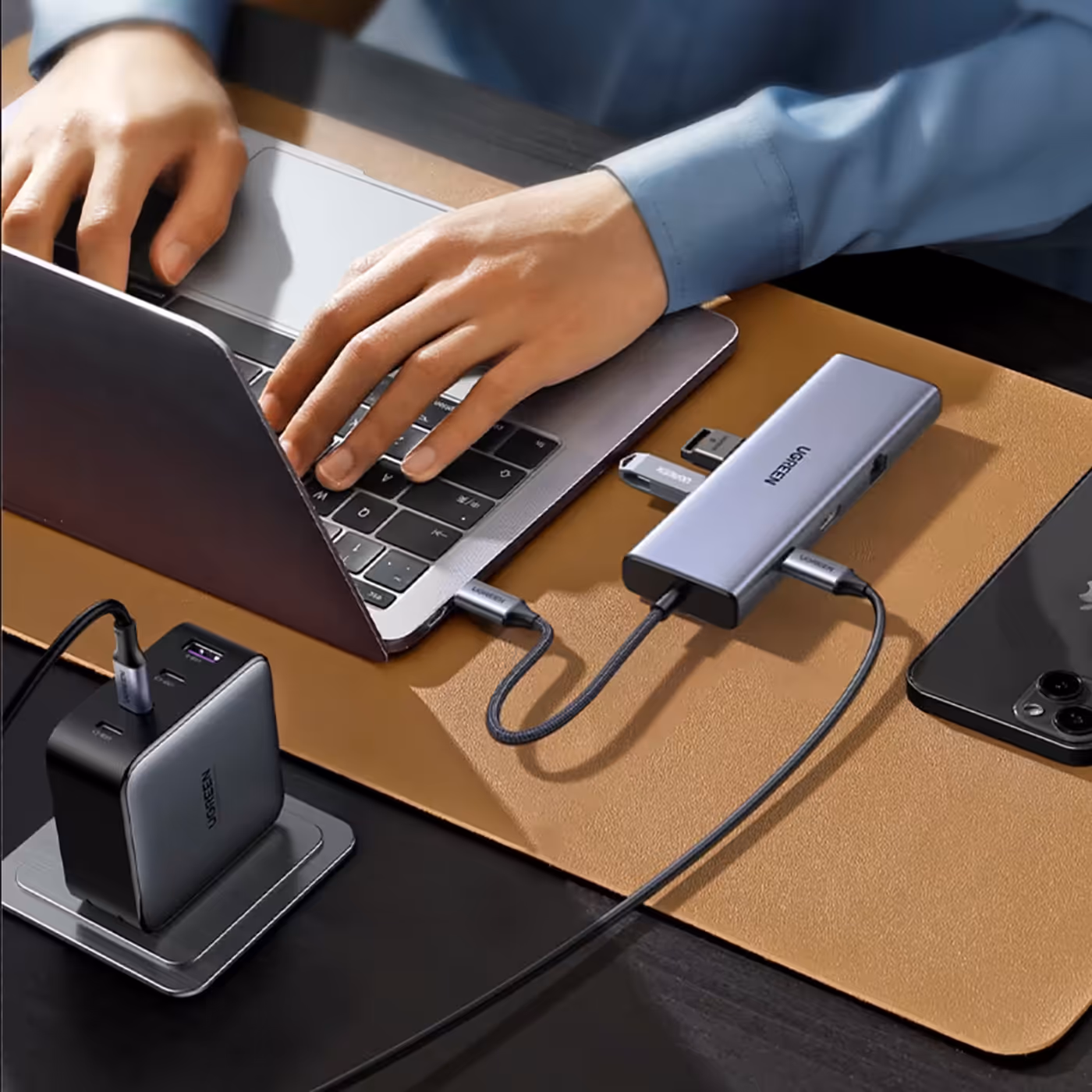 Hub connecting to high-definition monitors and high-speed data peripherals
