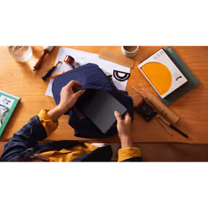 UPERFECT 13.3-inch Foldable OLED Touch Monitor - image 37
