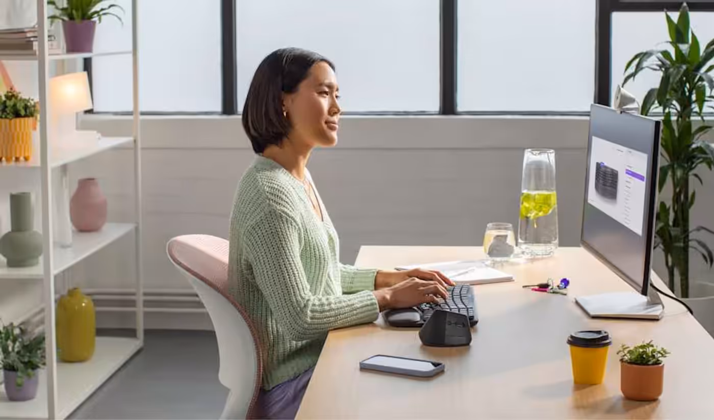 Smoother days, your way with Logi Options+ App