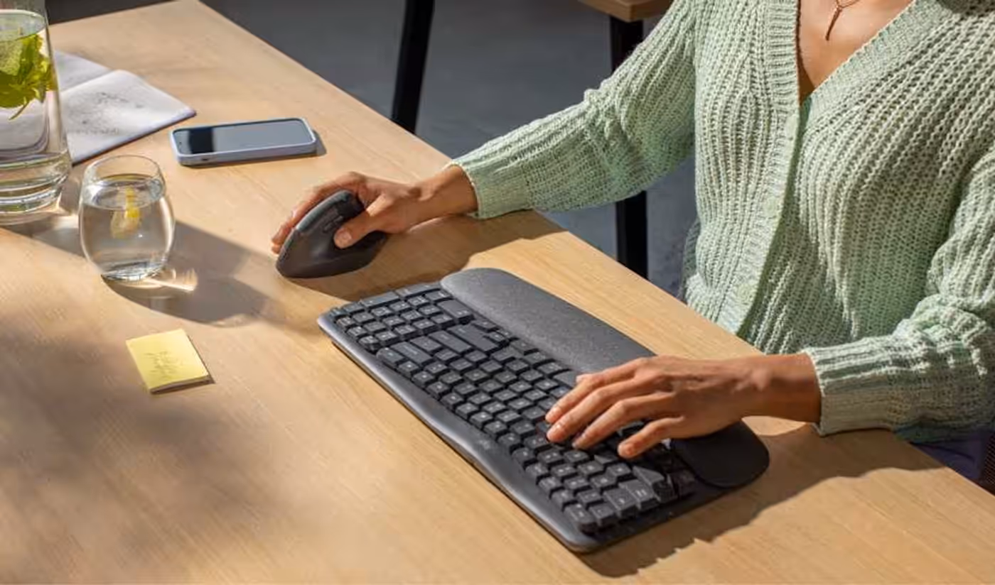 Comfy typing, all day long.