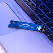 Western Digital WD Blue SN5000 4TB NVMe SSD PCIe Gen4 - image 4