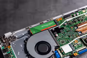 western-digital-green-sn3000-2tb-nvme-ssd-2000px-v0003_sml.avif