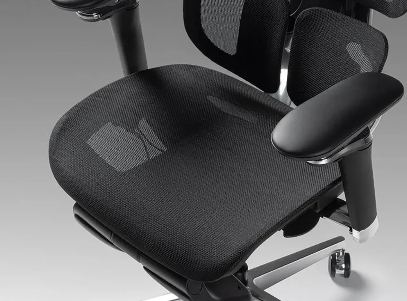 Close-up of the extendable leg rest/footrest feature on the X2 Pro chair