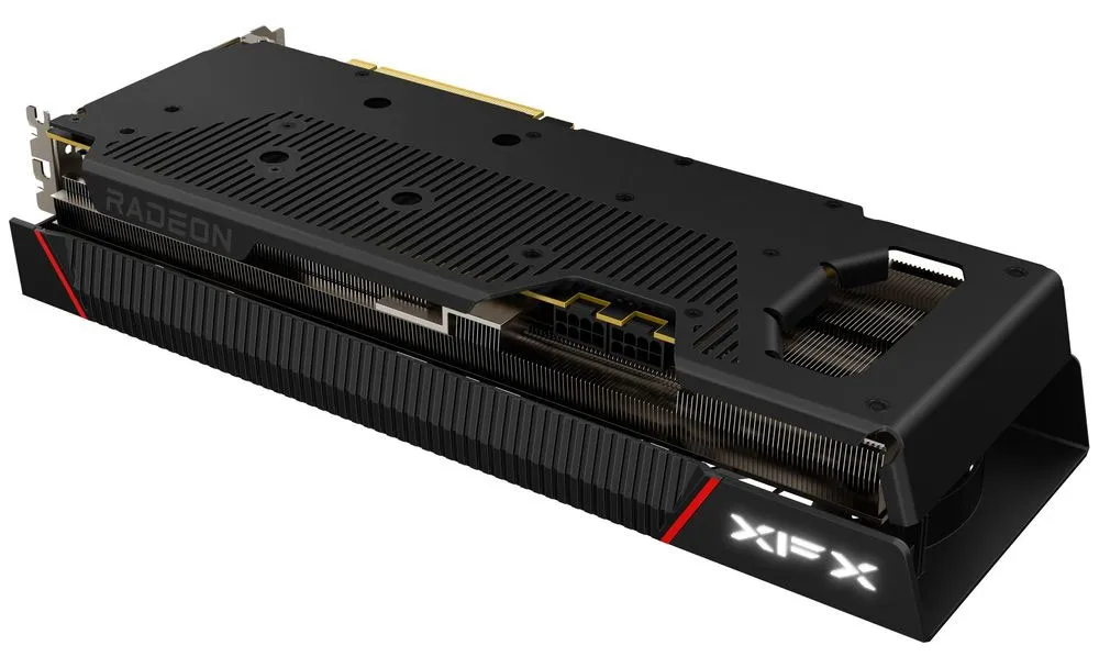 xfx-quicksilver-radeon-rx-7800-xt-magnetic-air-gaming-graphics-card-1000px-v0007.webp