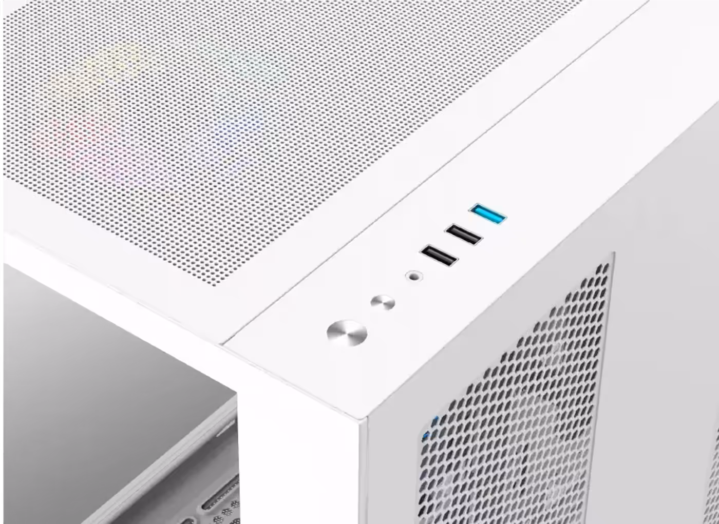 Top mount I/O ports on the white Xigmatek Cubi M Arctic