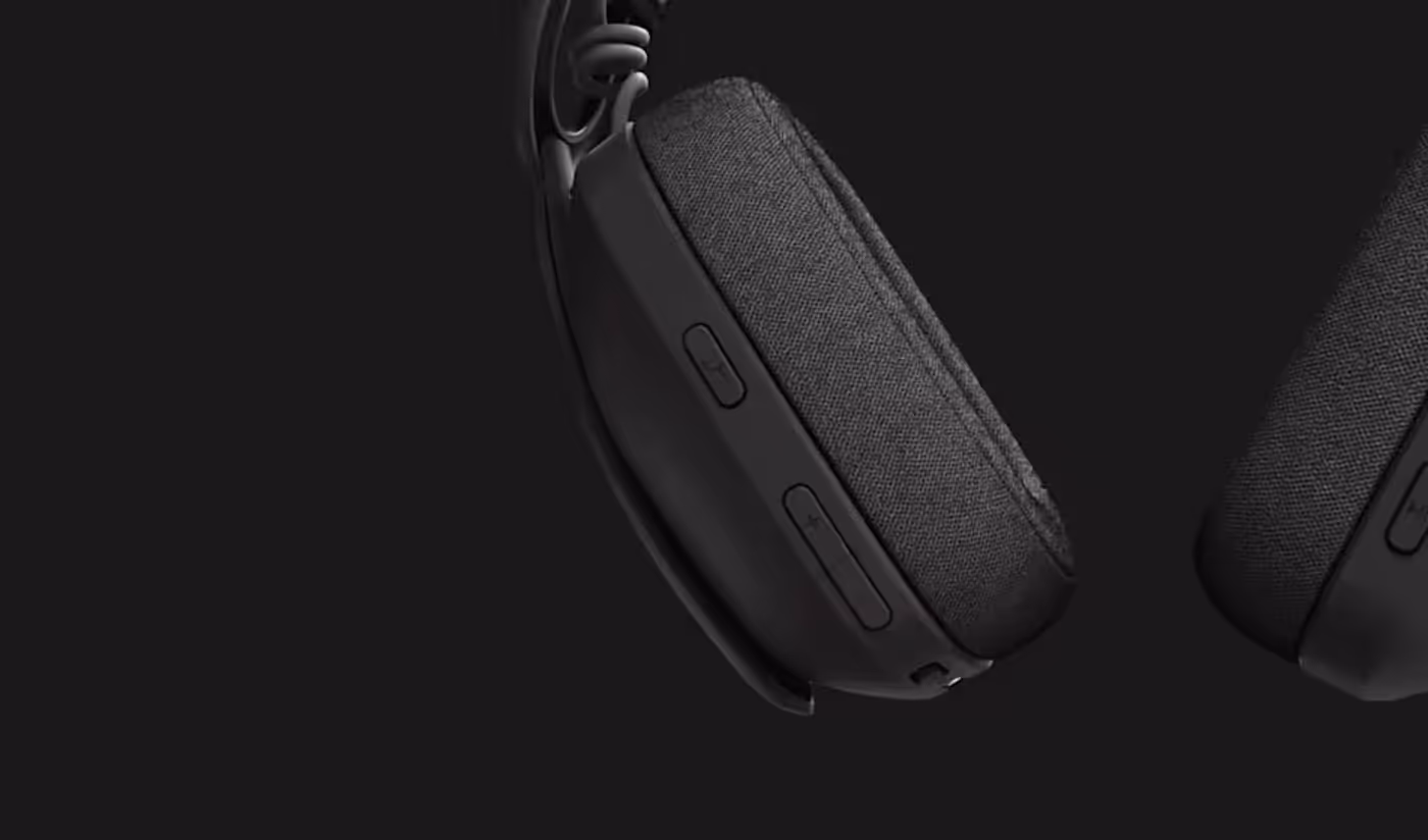Zone Vibe 100 headset delivering immersive audio through 40 mm speakers