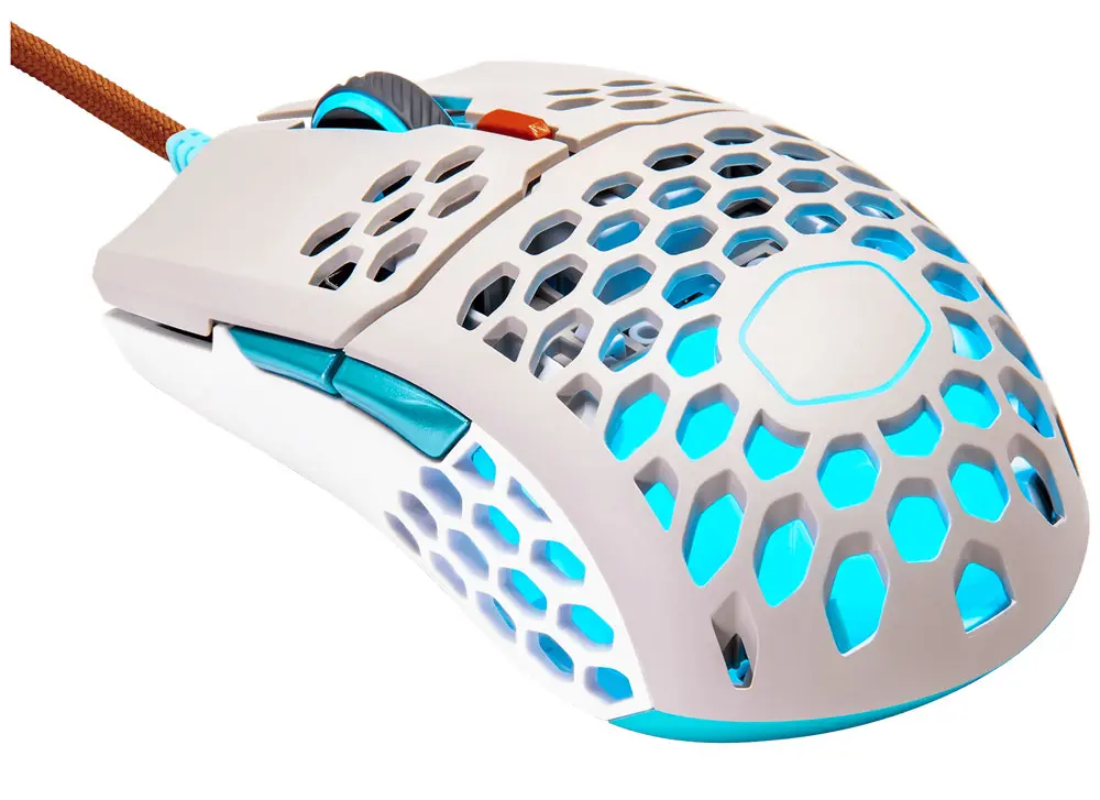 coolermaster-mm711-retro-edition-gaming-mouse-1000px-v1-0003.webp