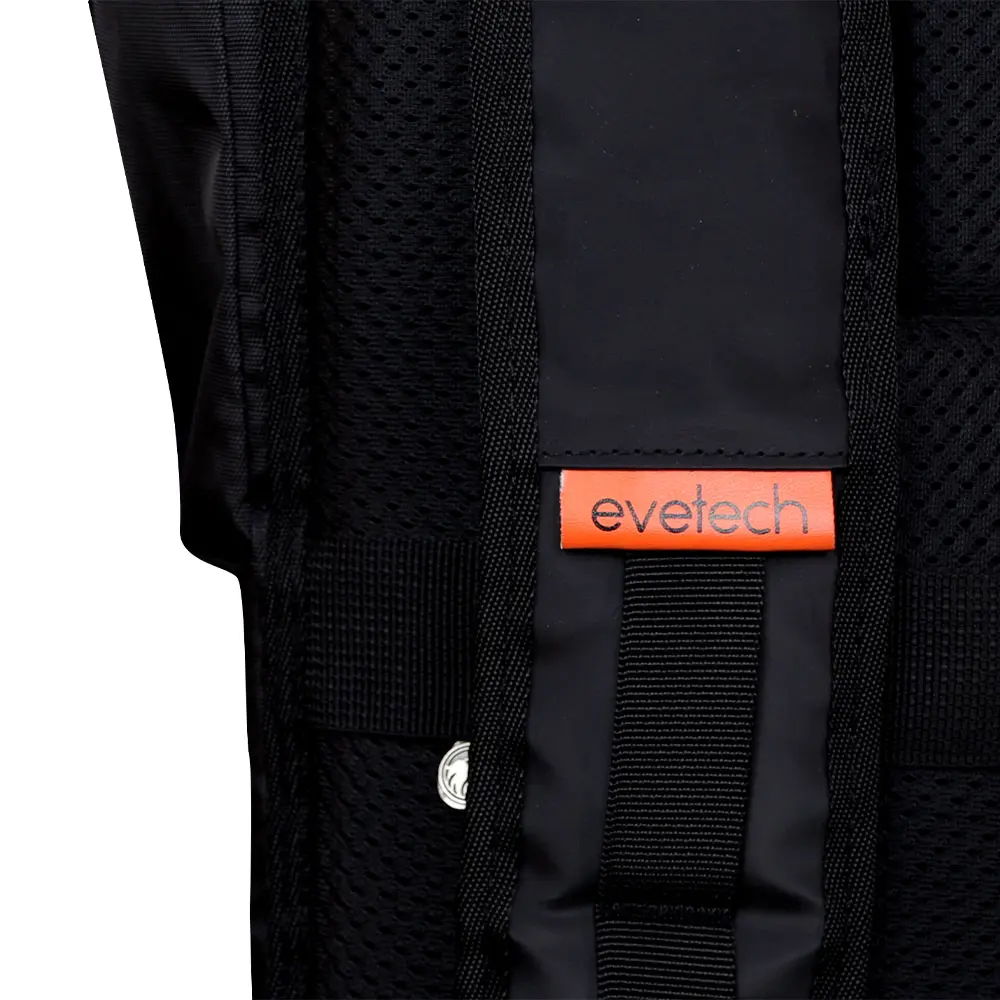 evetech-quest-backpack-1000px-v1-0003.webp