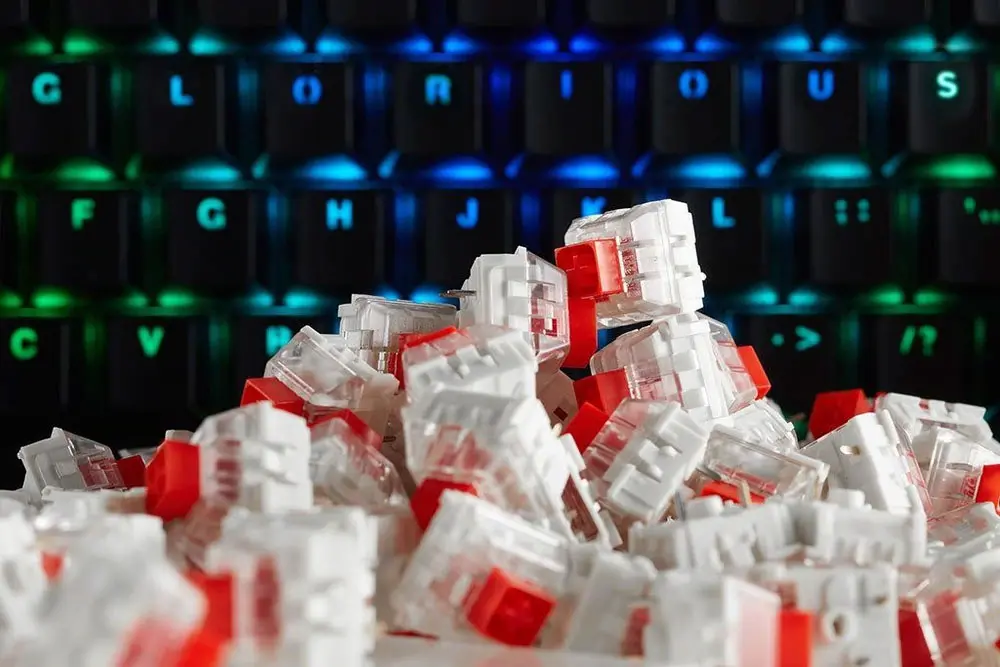 glorious-kailh-red-mechanical-keyboard-switches-1000px-v1-0003.webp