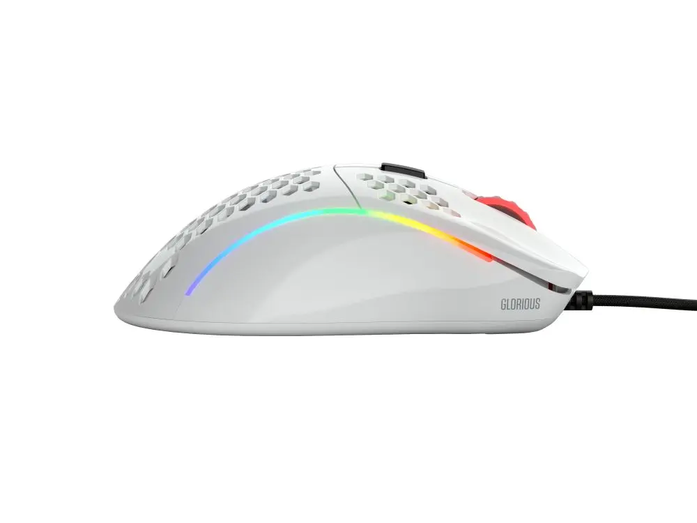 glorious-model-d-gaming-mouse-glossy-white-1000px-v1-03.webp