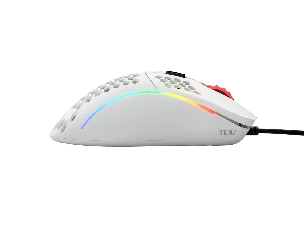 glorious-model-d-gaming-mouse-matte-white-1000px-v1-03.webp