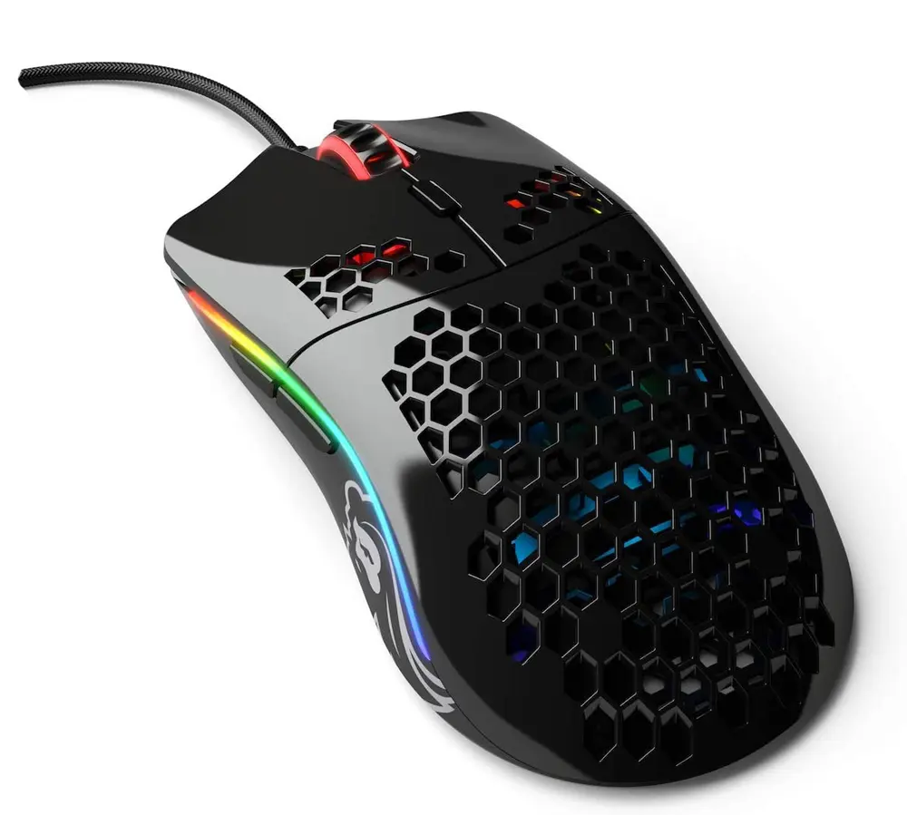 glorious-model-d-minus-ergonomic-mouse-glossy-black-1000px-v1-0001.webp