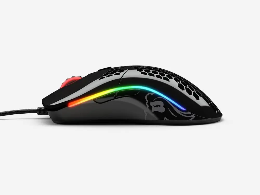 glorious-model-o-optical-gaming-mouse-glossy-black-1000px-v1-04.webp